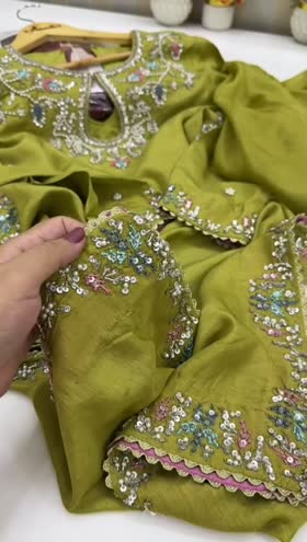 Rs 19500 Aneelas Ada work stitched shirt trouser [Dispatch date 15th April ] ~ [Chest 21] [Length 48] MEDIUM