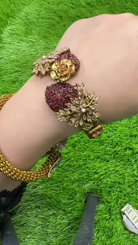 Rs 2950 Bangles