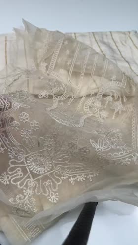 Rs 4200 Looms Clothing Emb Zari Organza 3pc