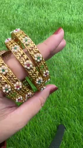 Rs 2000 Bangles Set of 4 ~ 2.4
