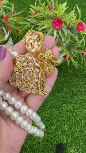Rs 2250 Trendy Mala Set