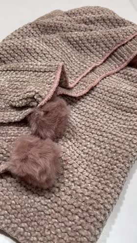 Rs 1950 Wool Fur scarf